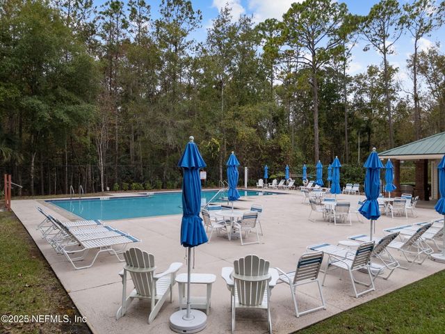 8016 WANDERING DEER Court, Jacksonville, FL 32256