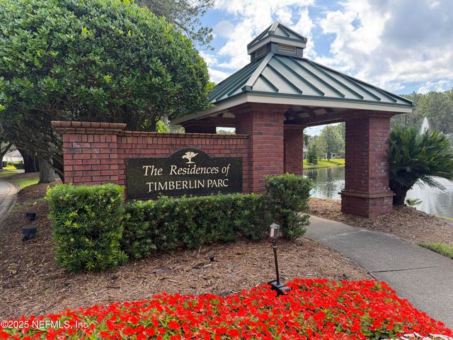 8016 WANDERING DEER Court, Jacksonville, FL 32256