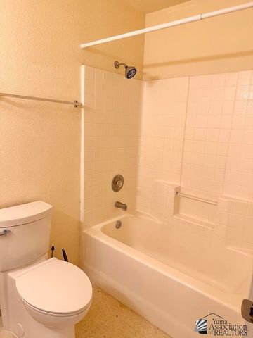 650 E Orchid St, Somerton, AZ 85350