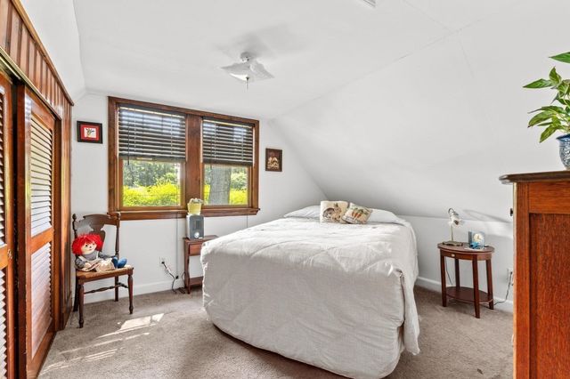 82 Point Grove Rd, Southwick, MA 01077