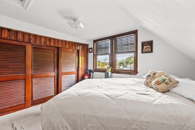 82 Point Grove Rd, Southwick, MA 01077