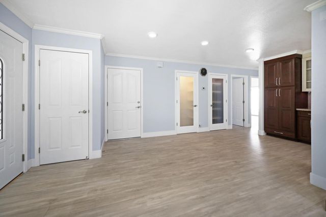 1050 Taber St, West Sacramento, CA 95605