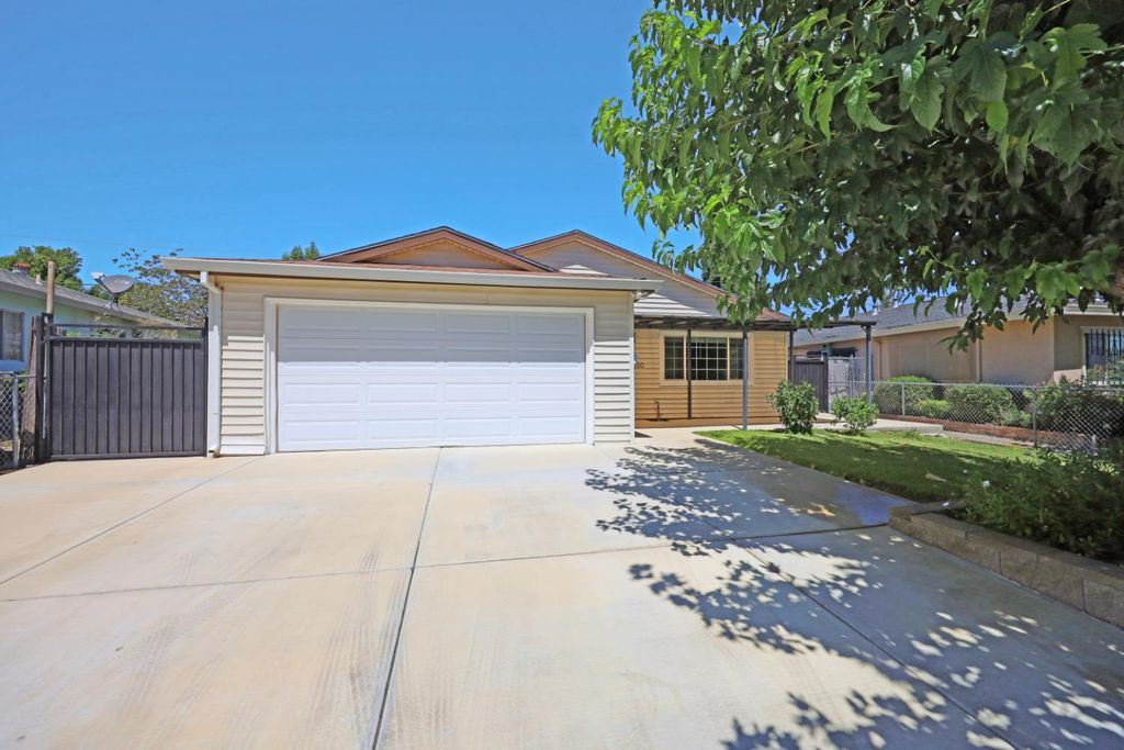 1050 Taber St, West Sacramento, CA 95605