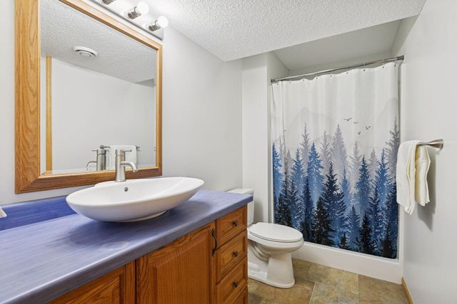 9275 Xylite Street NE, Blaine, MN 55449