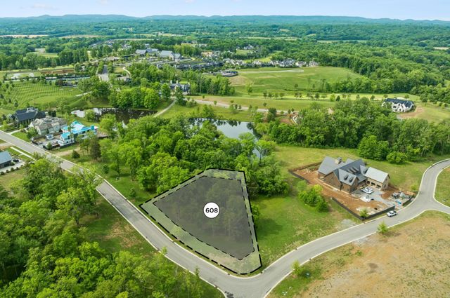 8229 Jolene Dr, College Grove, TN 37046