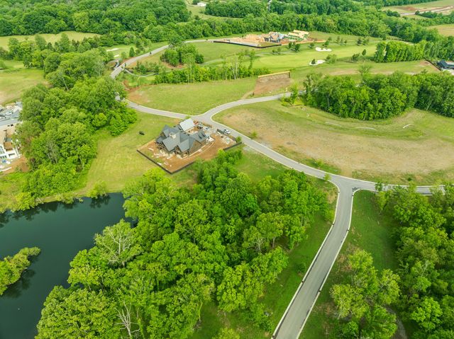 8229 Jolene Dr, College Grove, TN 37046