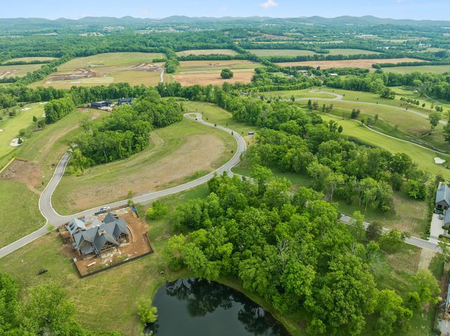 8229 Jolene Dr, College Grove, TN 37046