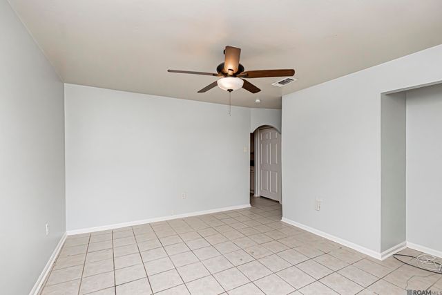 4207 Winside Dr, Baker, LA 70714