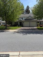 1833 WINDSONG LANE, Lancaster, PA 17602