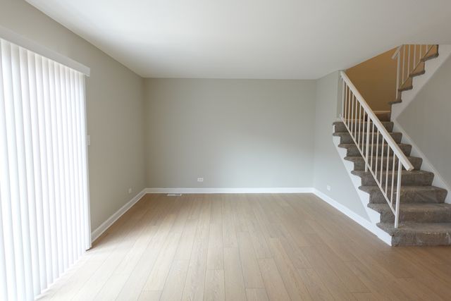 1996 Georgetown Lane, Hoffman Estates, IL 60169