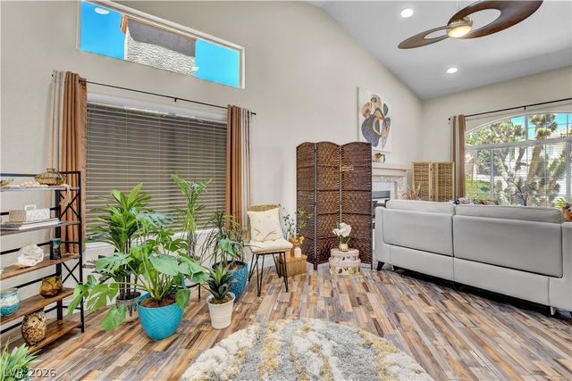 10005 Sail Landing Court, Las Vegas, NV 89117