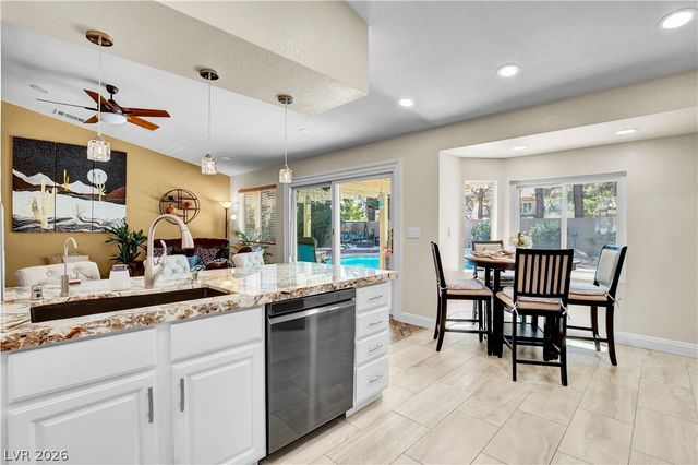 10005 Sail Landing Court, Las Vegas, NV 89117