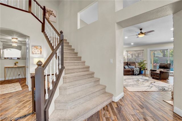 10005 Sail Landing Court, Las Vegas, NV 89117