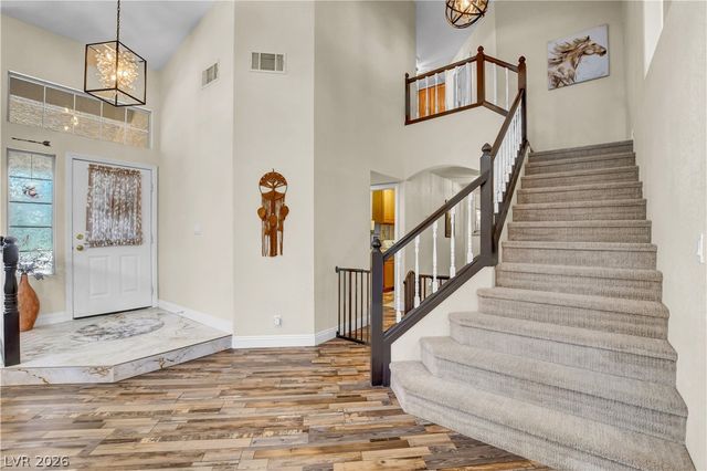 10005 Sail Landing Court, Las Vegas, NV 89117