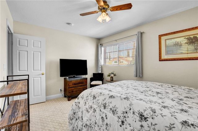 10005 Sail Landing Court, Las Vegas, NV 89117