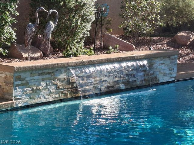 10005 Sail Landing Court, Las Vegas, NV 89117