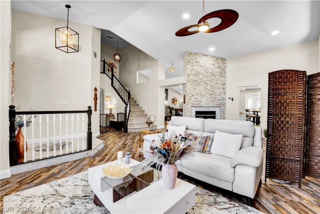 10005 Sail Landing Court, Las Vegas, NV 89117