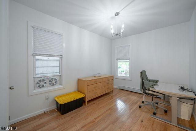 162 Glenwood Ave 3, Jersey City, NJ 07306