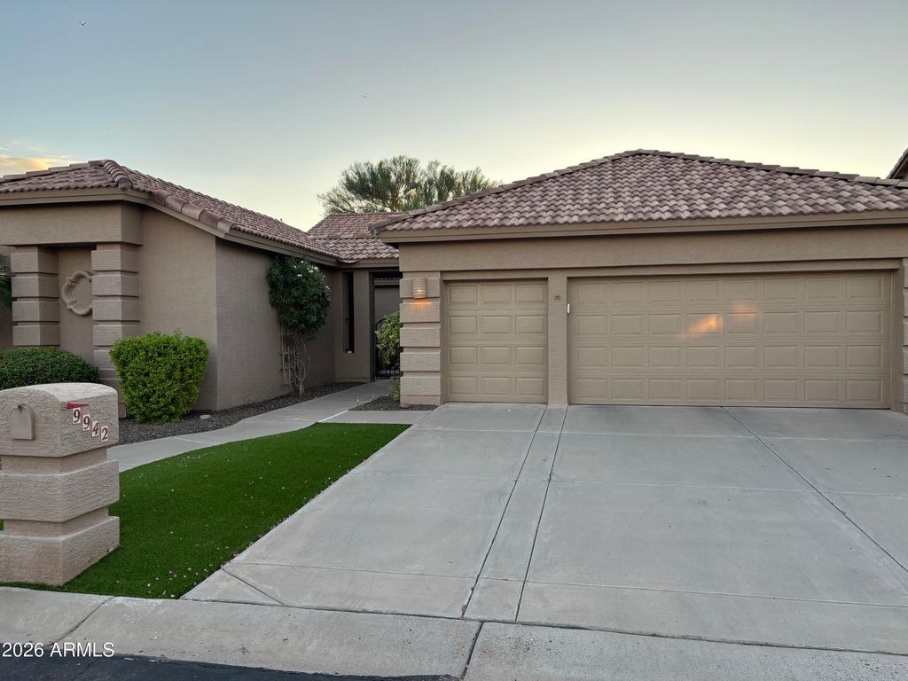 9942 E DIAMOND Drive, Sun Lakes, AZ 85248 — exterior