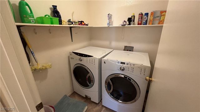 5005 Whispering Spring Avenue, Las Vegas, NV 89131