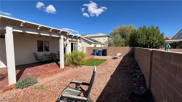 5005 Whispering Spring Avenue, Las Vegas, NV 89131