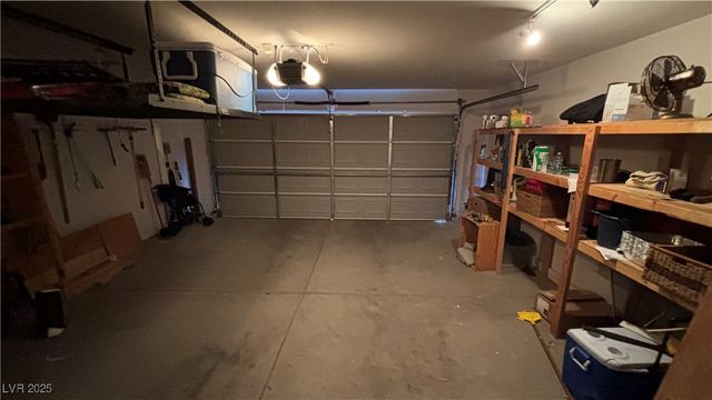 5005 Whispering Spring Avenue, Las Vegas, NV 89131