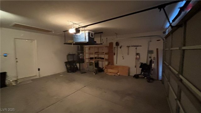 5005 Whispering Spring Avenue, Las Vegas, NV 89131