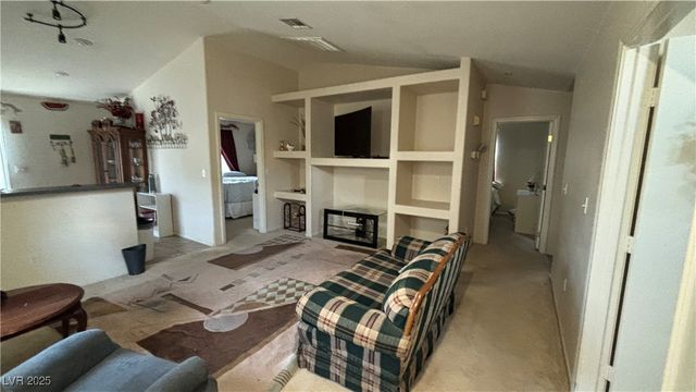 5005 Whispering Spring Avenue, Las Vegas, NV 89131