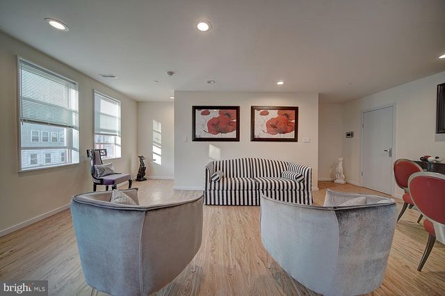 800 N 48TH ST #38, Philadelphia, PA 19139