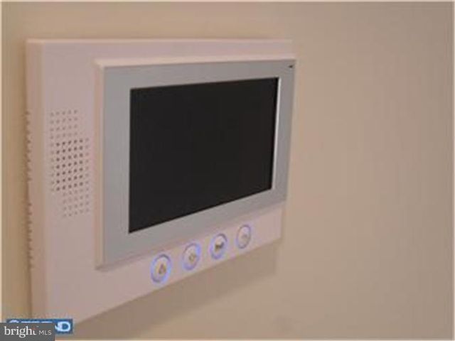 800 N 48TH ST #38, Philadelphia, PA 19139