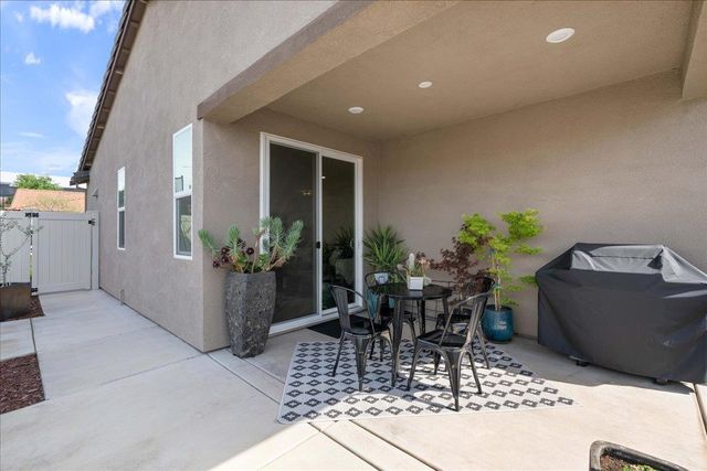 6589 Primavera Ln, El Dorado Hills, CA 95762