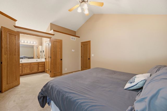 3062 N Wild Rose Ct, Wichita, KS 67205