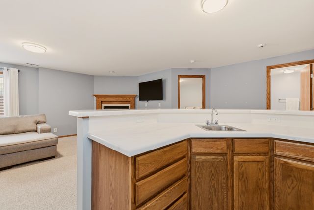 3062 N Wild Rose Ct, Wichita, KS 67205