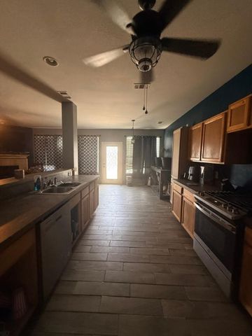12002 Yoakum Drive, Frisco, TX 75035