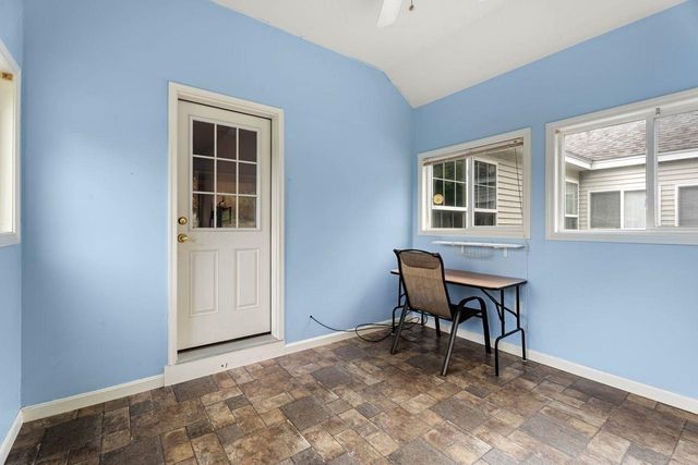 33 Brookview Road, Windham, NH 03087