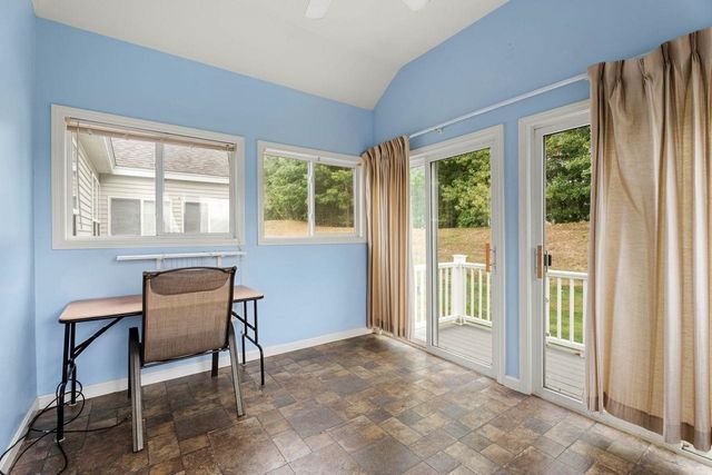 33 Brookview Road, Windham, NH 03087