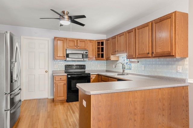 33 Brookview Road, Windham, NH 03087