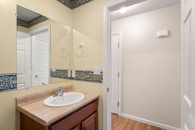 33 Brookview Road, Windham, NH 03087
