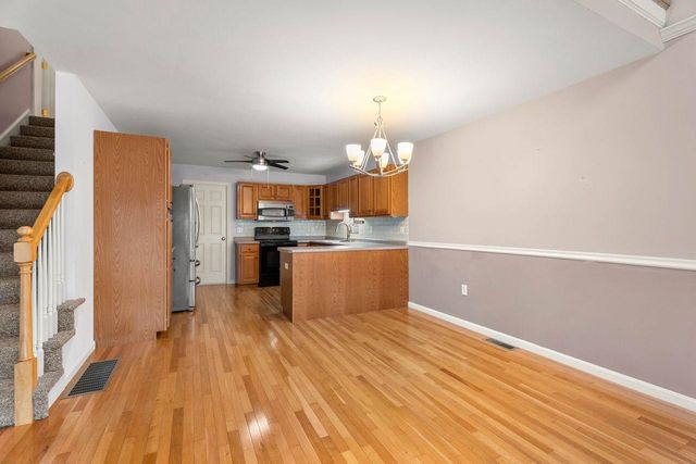 33 Brookview Road, Windham, NH 03087