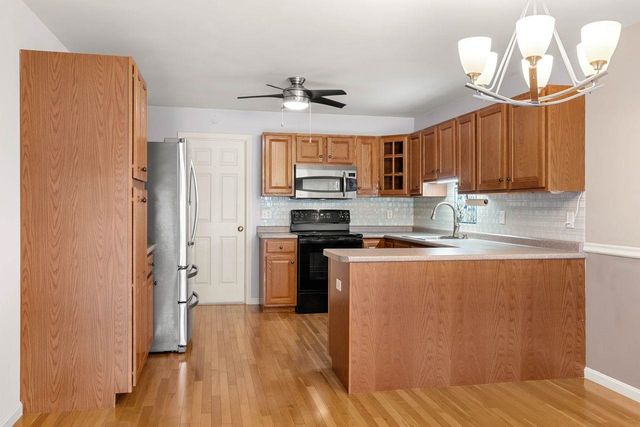 33 Brookview Road, Windham, NH 03087