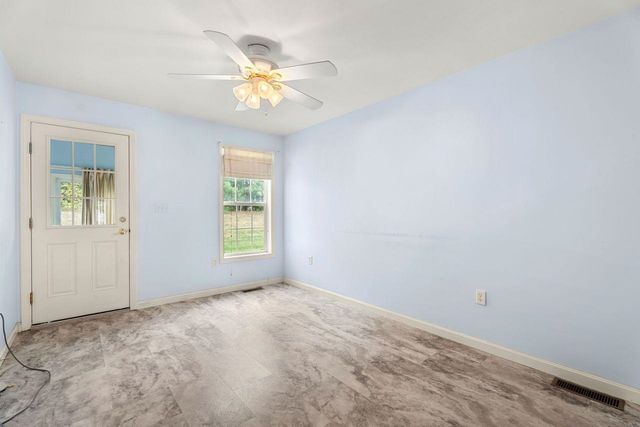 33 Brookview Road, Windham, NH 03087