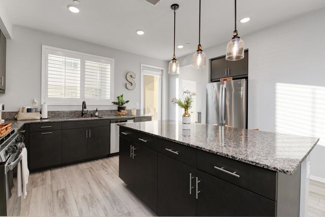 5276 Beahfront Cove Street 237, San Diego, CA 92154