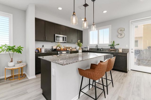 5276 Beahfront Cove Street 237, San Diego, CA 92154