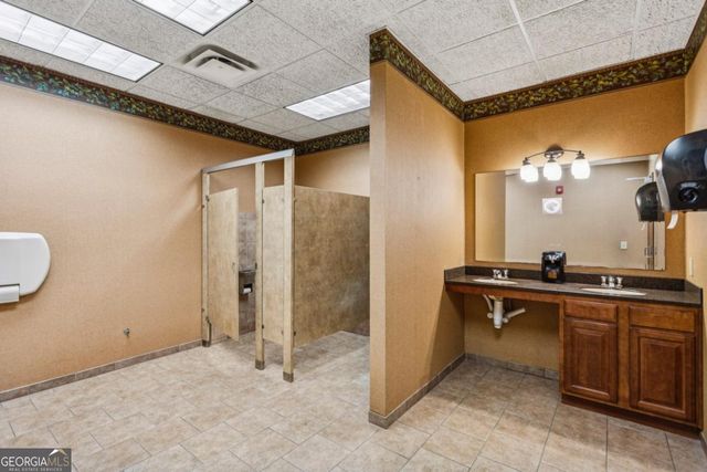 1184 Davis Place NW, Atlanta, GA 30318