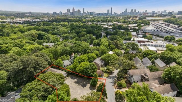 1184 Davis Place NW, Atlanta, GA 30318