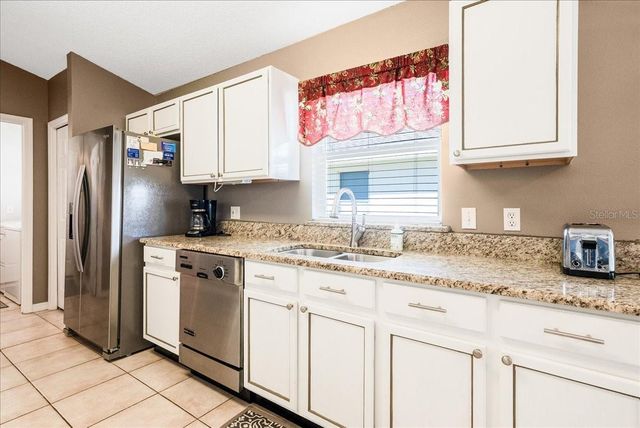 120 THORNTON PARK AVENUE, Davenport, FL 33897