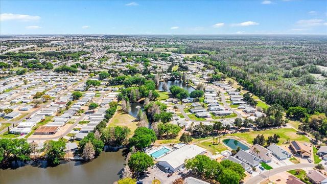 120 THORNTON PARK AVENUE, Davenport, FL 33897