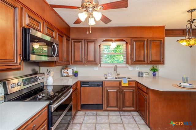 2307 Veterans Avenue, Copperas Cove, TX 76522