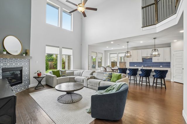 10120 Lakemont Drive, Fort Worth, TX 76131
