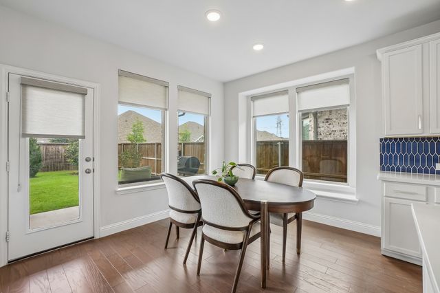 10120 Lakemont Drive, Fort Worth, TX 76131